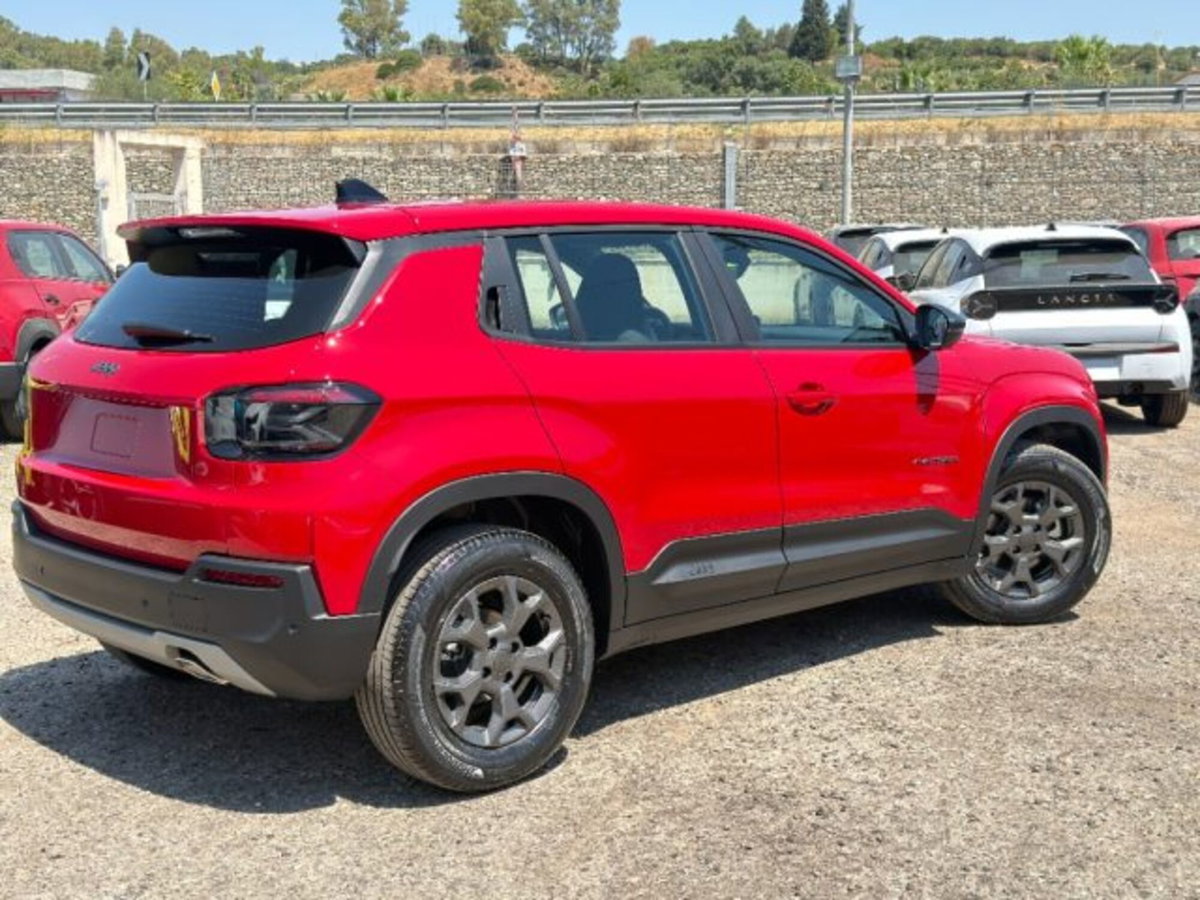 Jeep Avenger 1.2 turbo Longitude fwd 100cv (6)