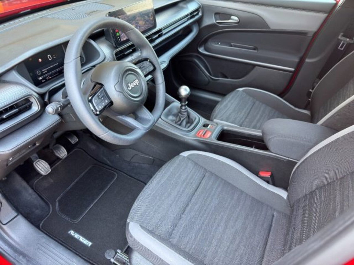 Jeep Avenger 1.2 turbo Longitude fwd 100cv (7)