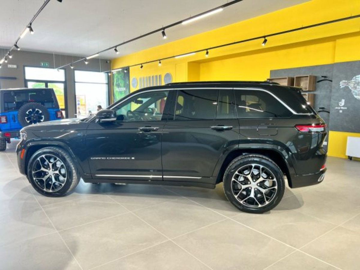 Jeep Grand Cherokee 2.0 atx phev Summit Reserve 4xe auto (3)