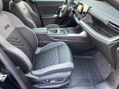 Jeep Compass full-electric First Edition fwd 213cv auto (11)