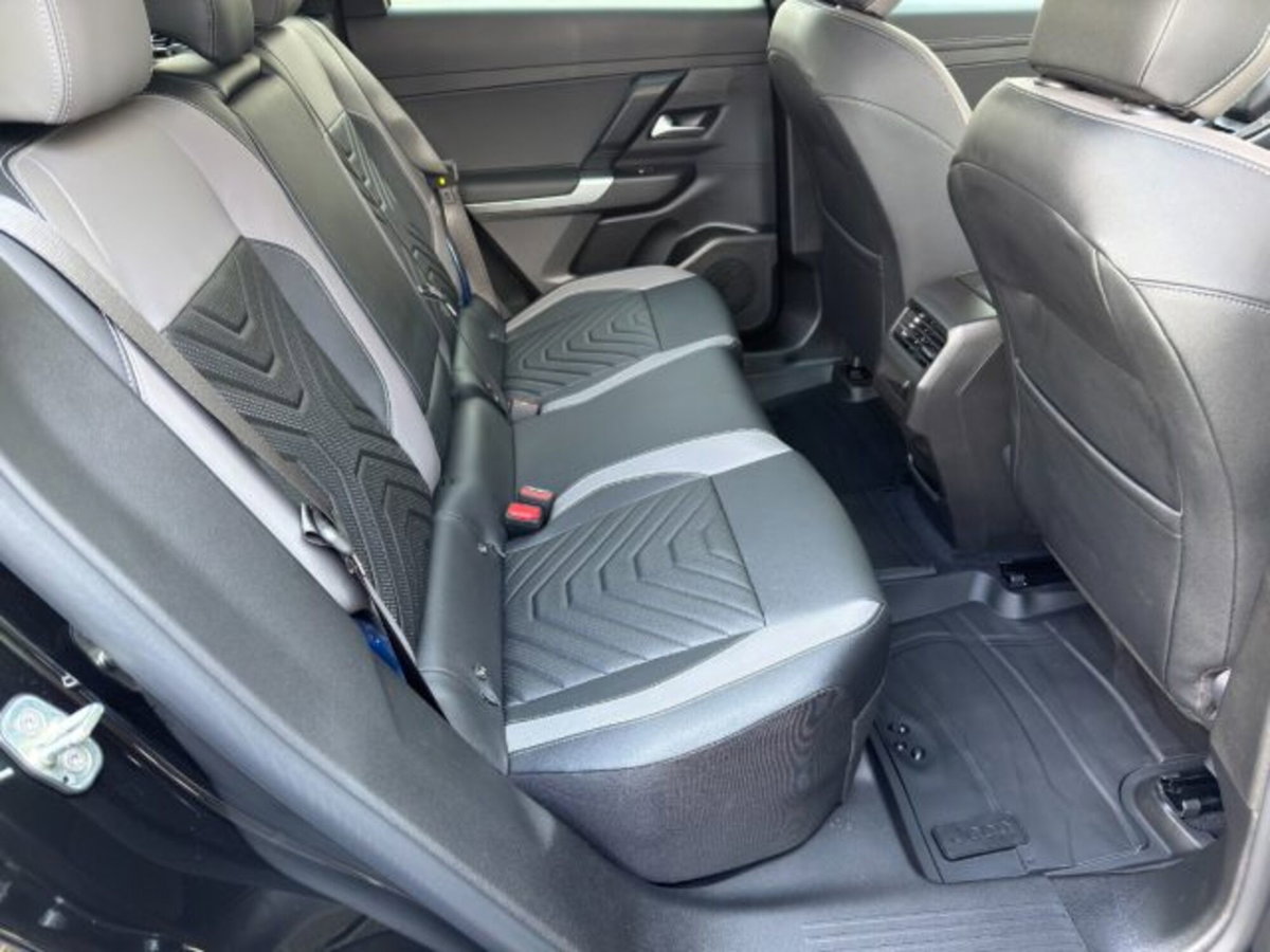 Jeep Compass full-electric First Edition fwd 213cv auto (12)