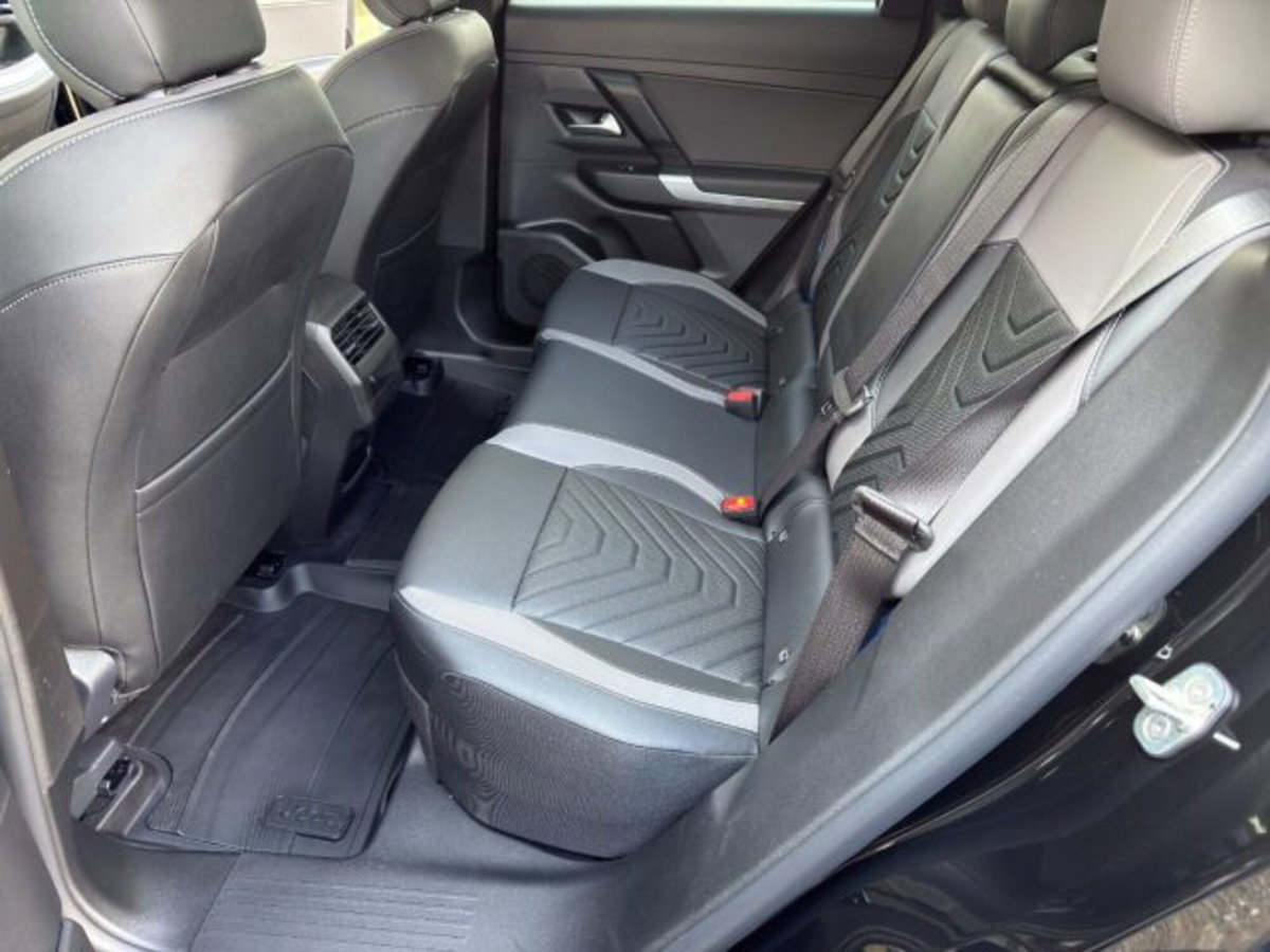 Jeep Compass full-electric First Edition fwd 213cv auto (13)