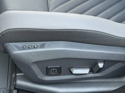 Jeep Compass full-electric First Edition fwd 213cv auto (17)