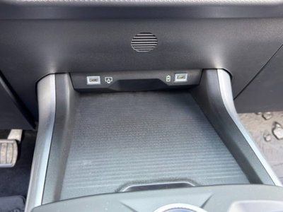 Jeep Compass full-electric First Edition fwd 213cv auto (18)