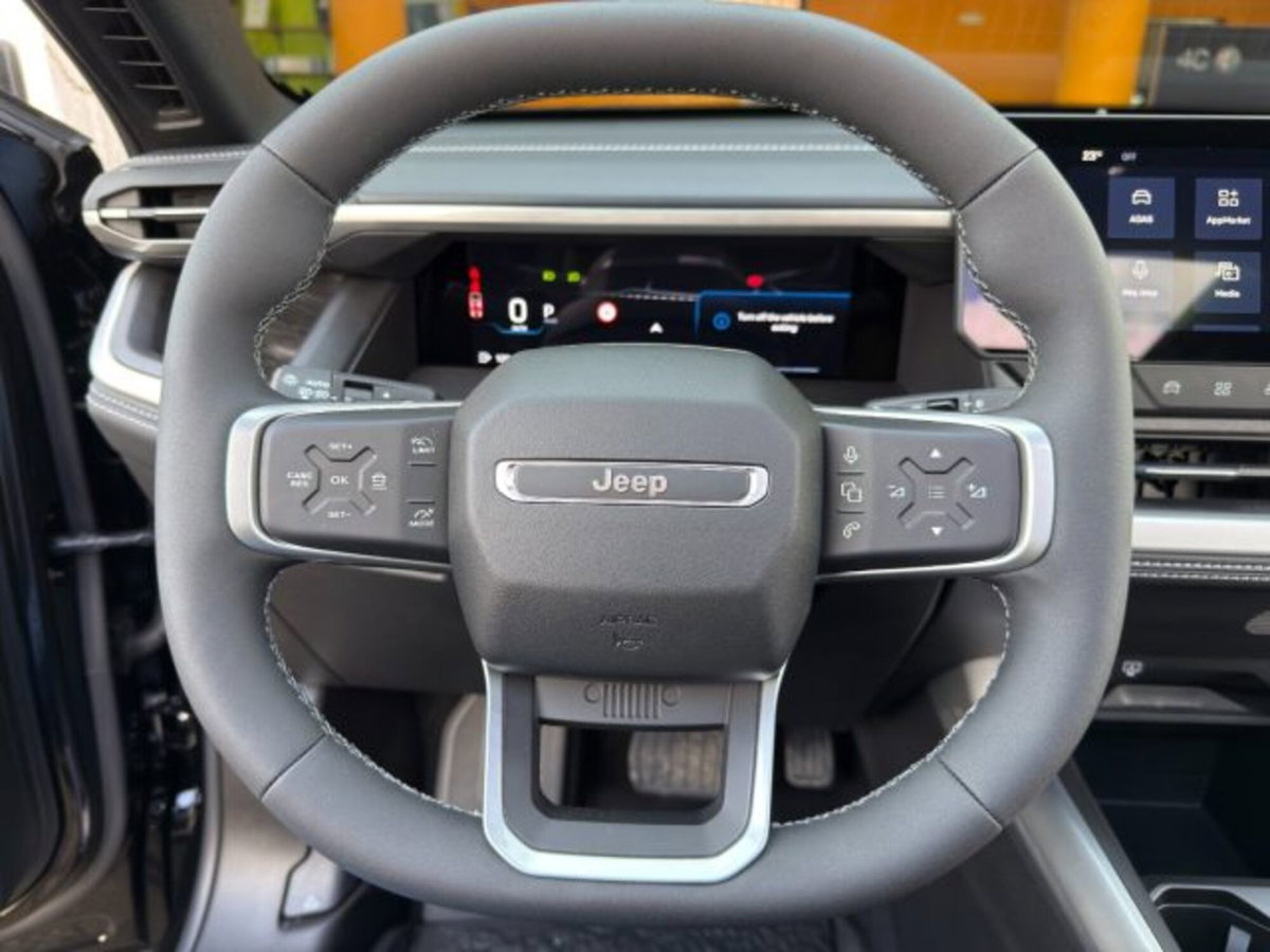 Jeep Compass full-electric First Edition fwd 213cv auto (19)