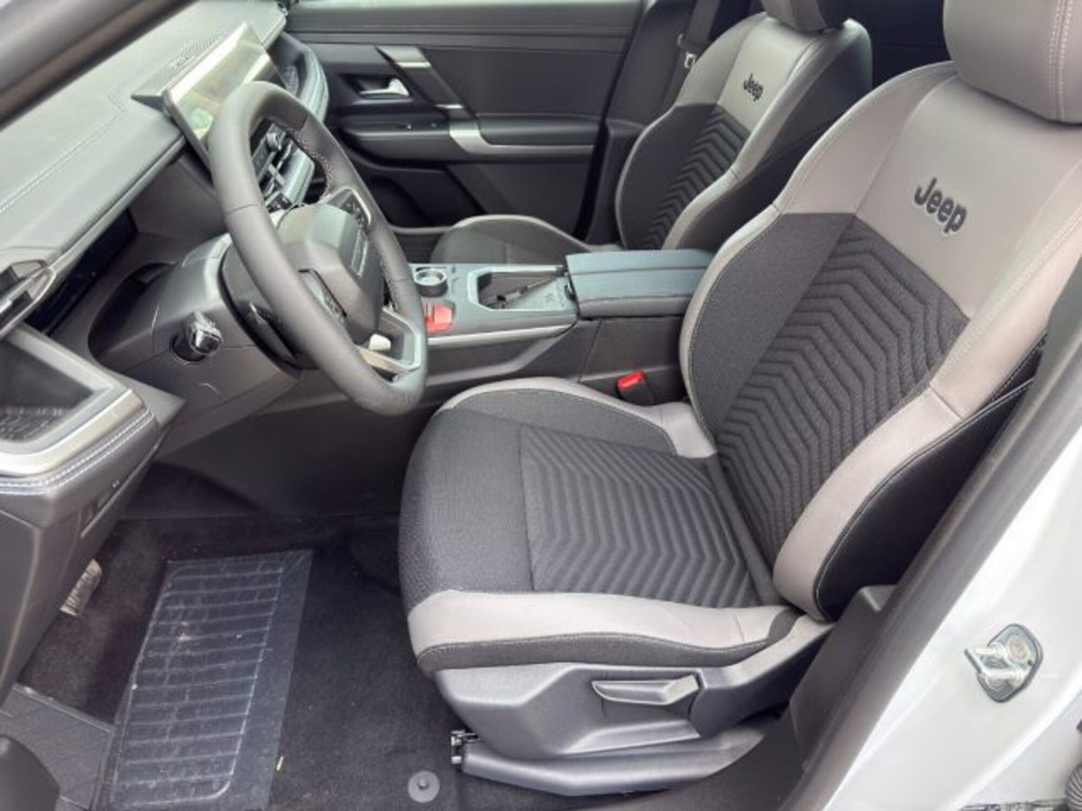 Jeep Compass full-electric First Edition fwd 213cv auto (7)
