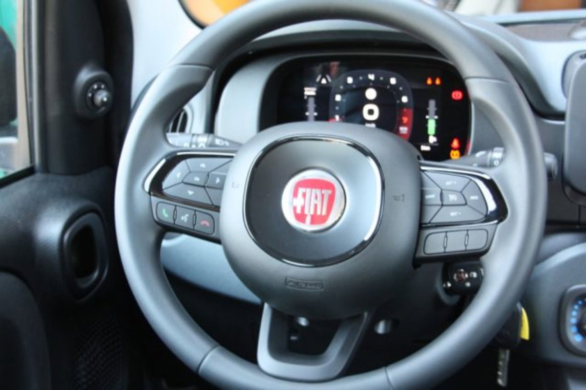 Fiat Panda 1.0 firefly hybrid s&s 70cv 5p.ti (15)