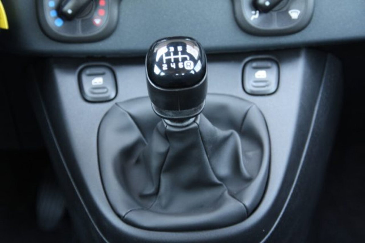 Fiat Panda 1.0 firefly hybrid s&s 70cv 5p.ti (20)