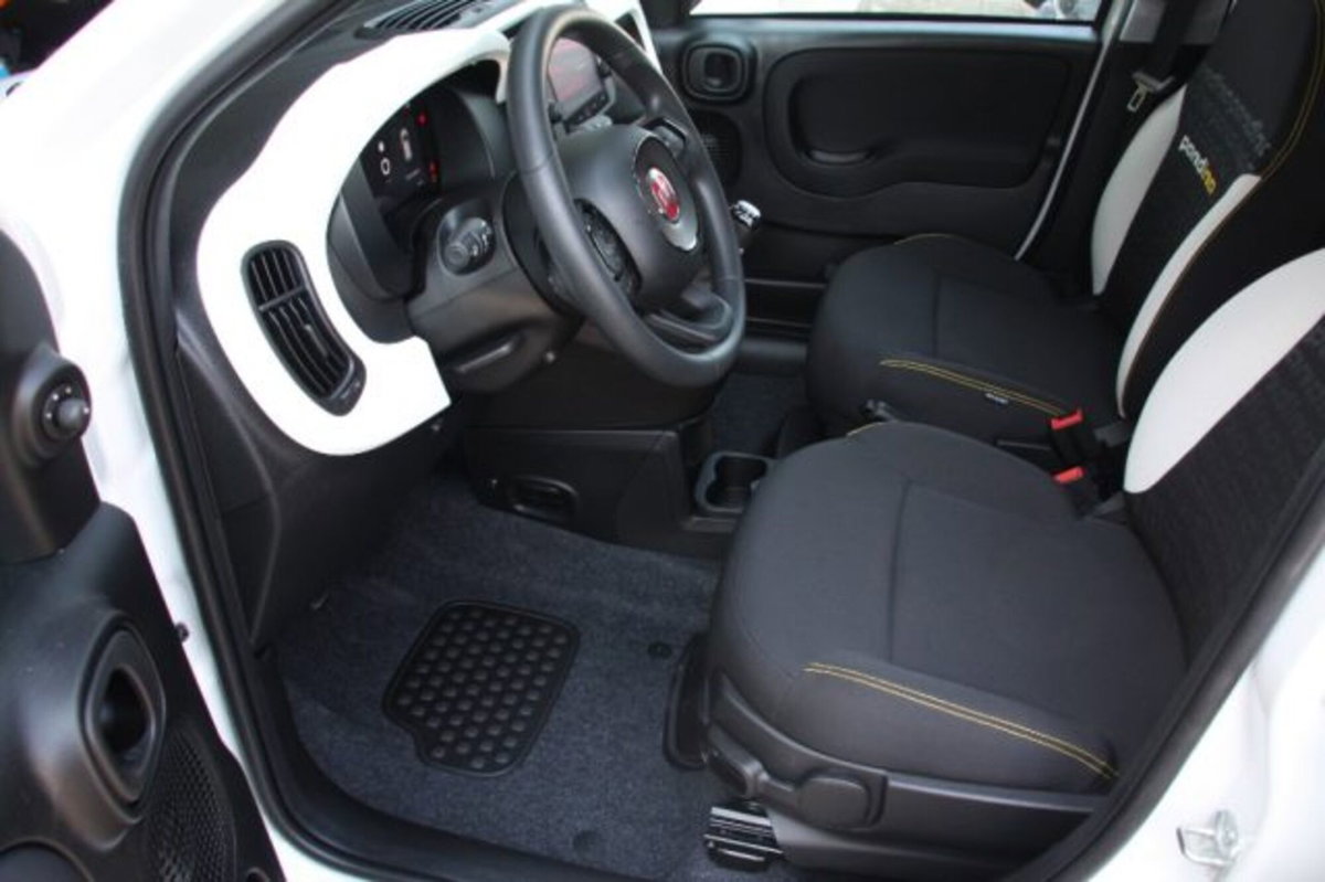 Fiat Panda Cross 1.0 firefly hybrid Cross s&s 70cv 5p.ti (12)
