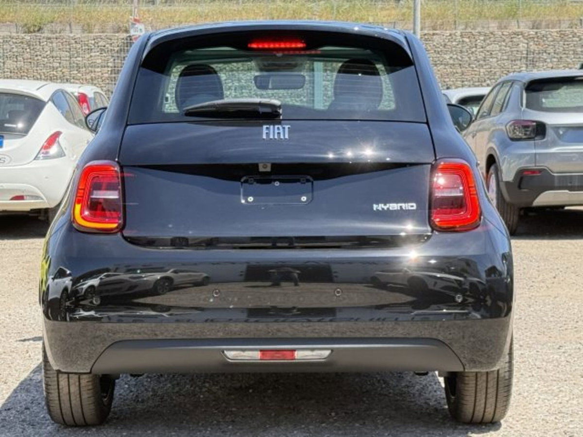 Fiat 500 1.0 hybrid La Prima (5)