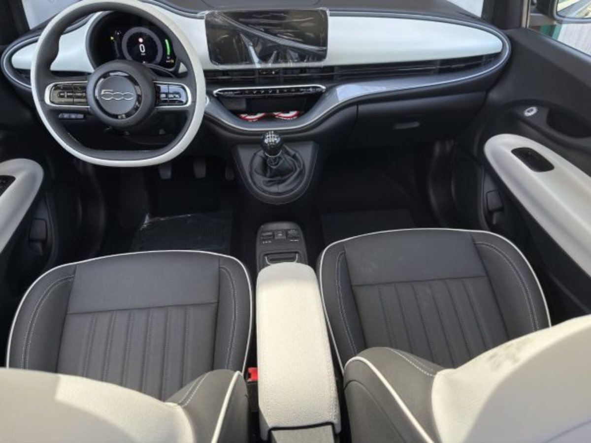 Fiat 500 1.0 hybrid La Prima (8)