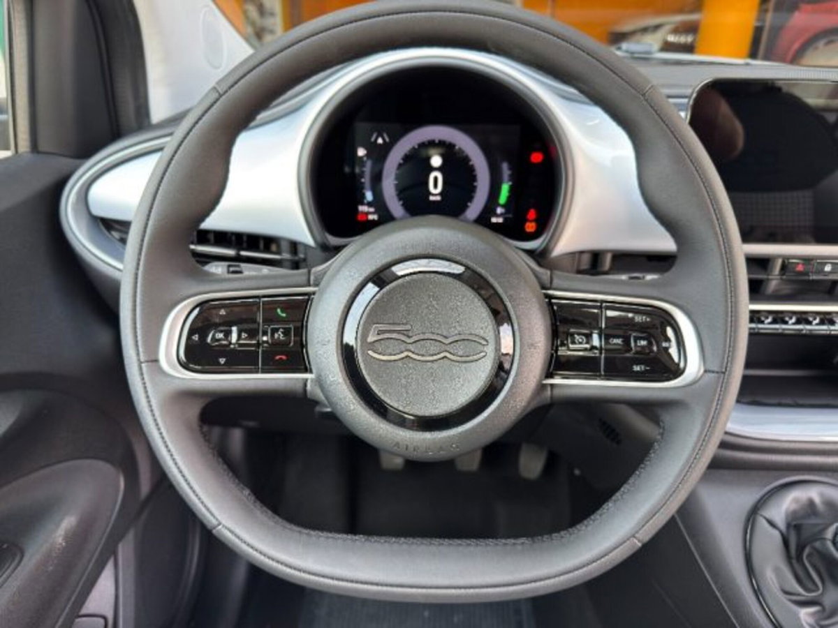 Fiat 500 Cabrio 1.0 hybrid Dolcevita (13)
