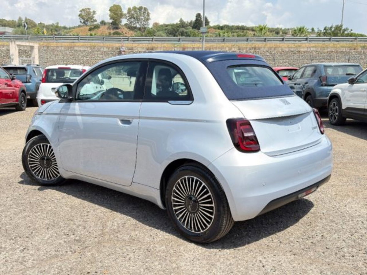 Fiat 500 Cabrio 1.0 hybrid Dolcevita (6)