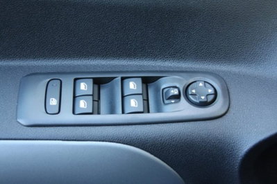Fiat Qubo 1.5 d La Prima 130cv at8 (17)