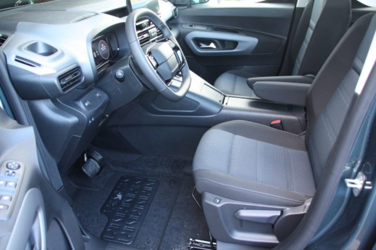 Fiat Qubo 1.5 d La Prima 130cv at8 (7)