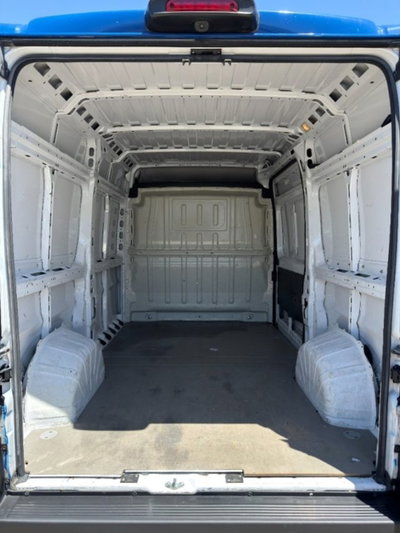 Fiat Ducato Furgone Vetrato 33 MH2 2.2 mjt3 140cv  serie 9 (7)