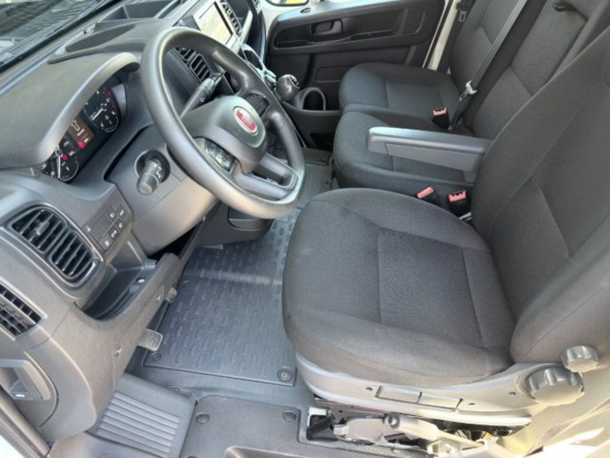 Fiat Ducato Furgone Vetrato 33 MH2 2.2 mjt3 140cv  serie 9 (9)