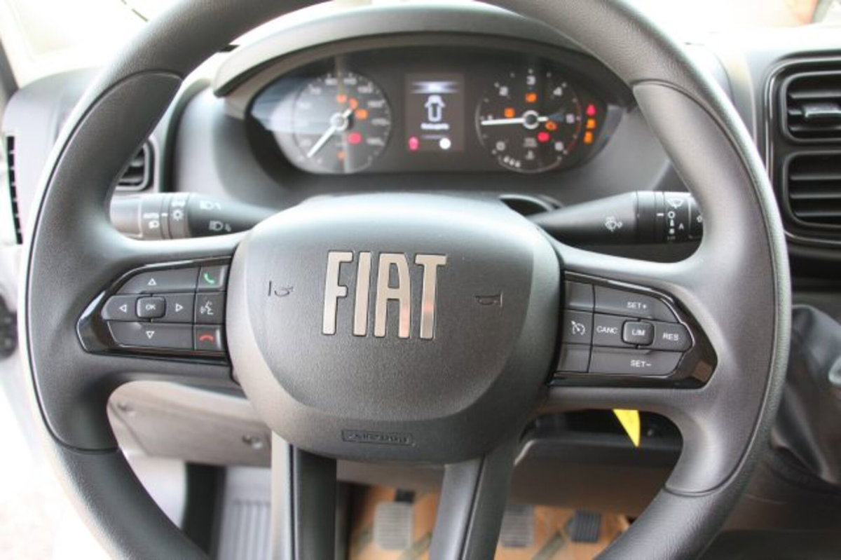 Fiat Ducato Furgone 35 MH2 2.2 mjt3 140cv AT9 serie 9 (18)