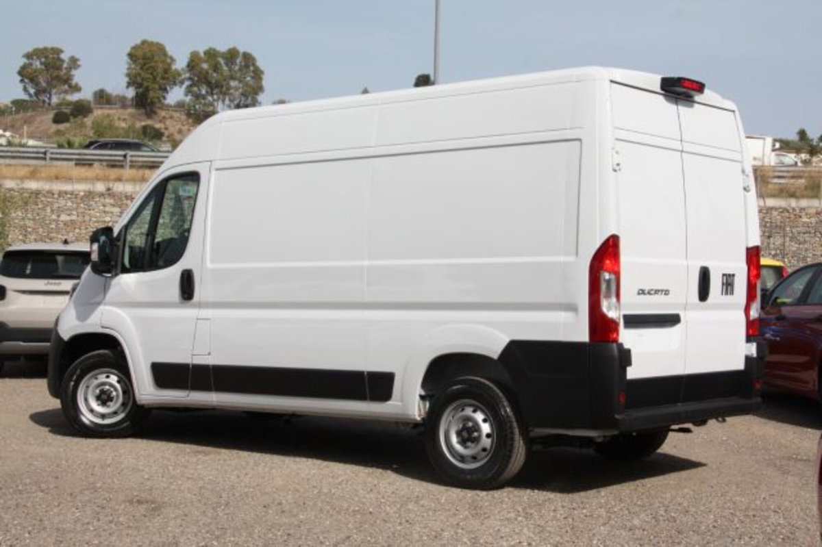 Fiat Ducato Furgone 35 MH2 2.2 mjt3 140cv AT9 serie 9 (3)