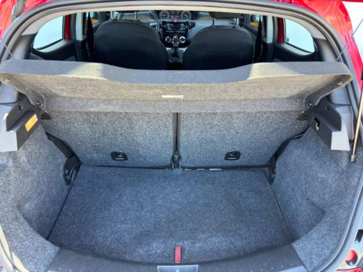 Lancia Ypsilon 1.0 FireFly 5 porte S&S Hybrid Ecochic Silver (15)