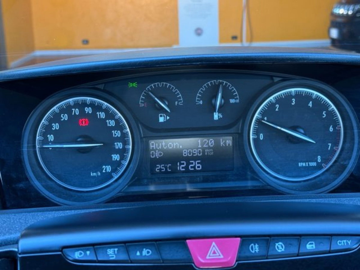 Lancia Ypsilon 1.0 FireFly 5 porte S&S Hybrid Ecochic Silver (17)