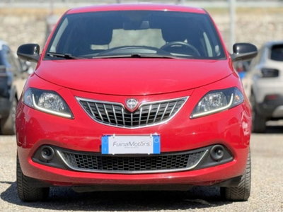 Lancia Ypsilon 1.0 FireFly 5 porte S&S Hybrid Ecochic Silver (5)