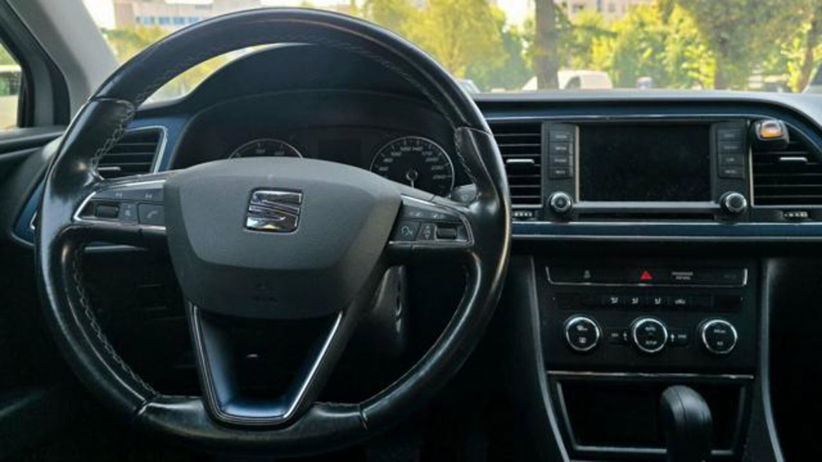 SEAT Leon ST 1.4 TGI DSG Business HIGH (17)