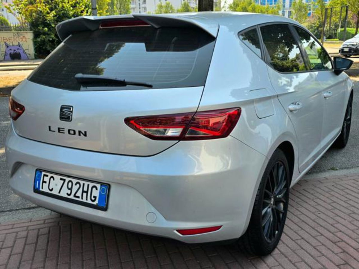 SEAT Leon ST 1.4 TGI DSG Business HIGH (7)