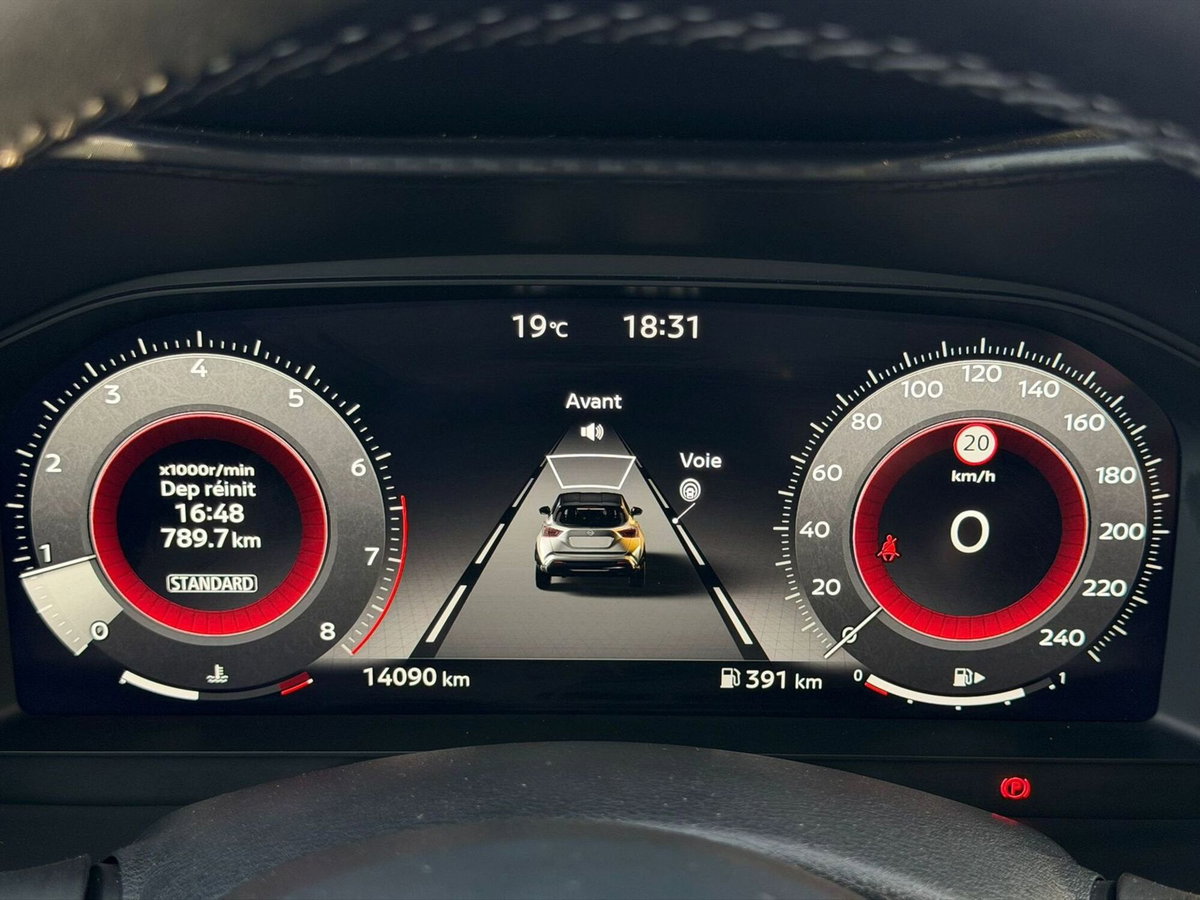 Nissan Juke 1.0 dig-t N-Connecta 114cv (11)