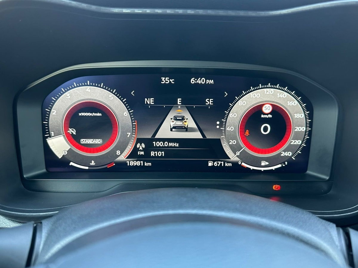 Nissan Juke 1.0 dig-t N-Connecta 114cv (11)