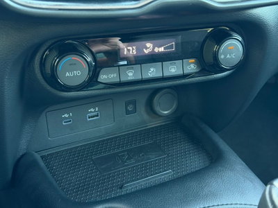 Nissan Juke 1.0 dig-t N-Connecta 114cv dct (16)