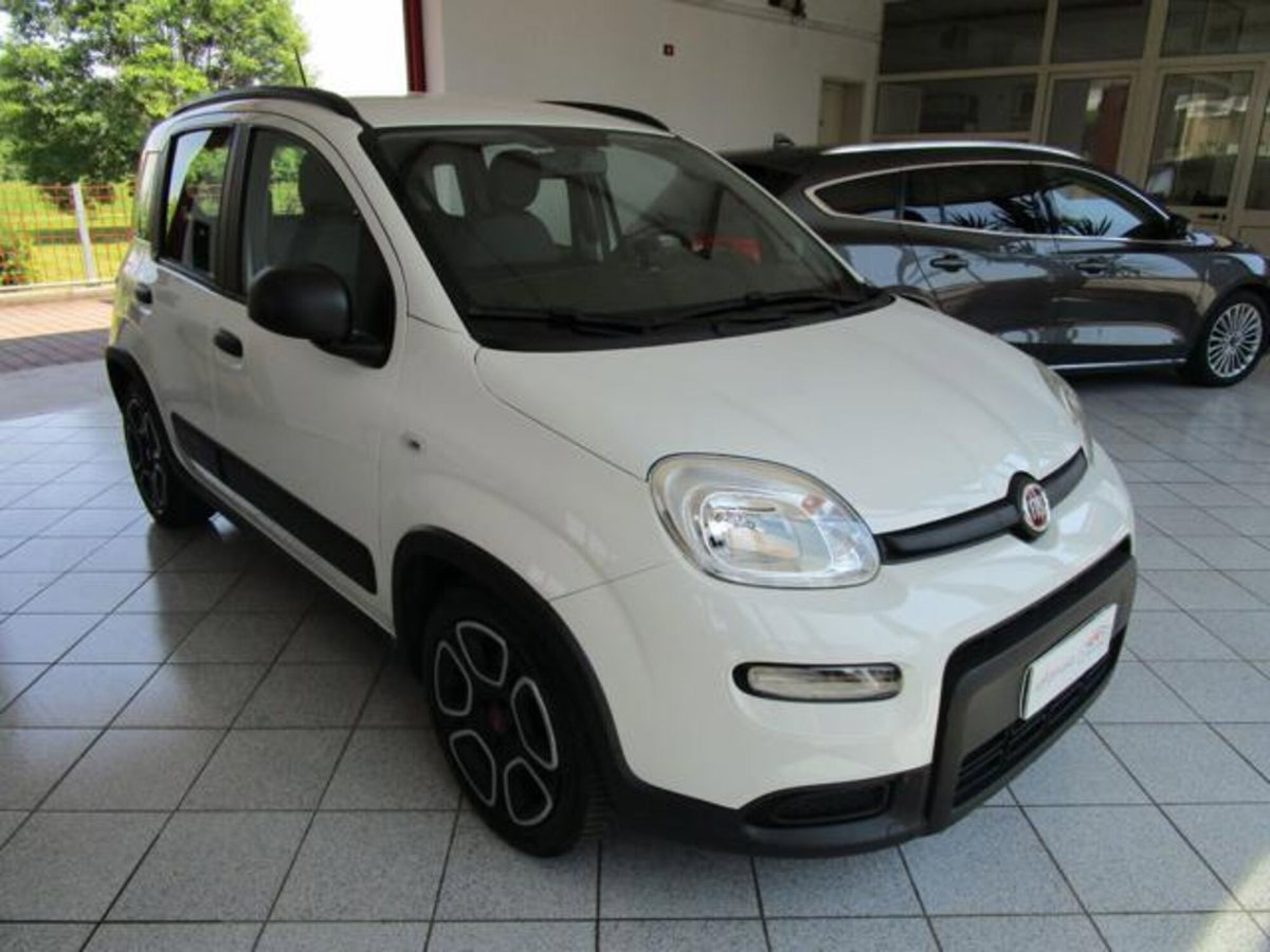 Fiat Panda 1.0 firefly hybrid s&s 70cv 5p.ti (2)