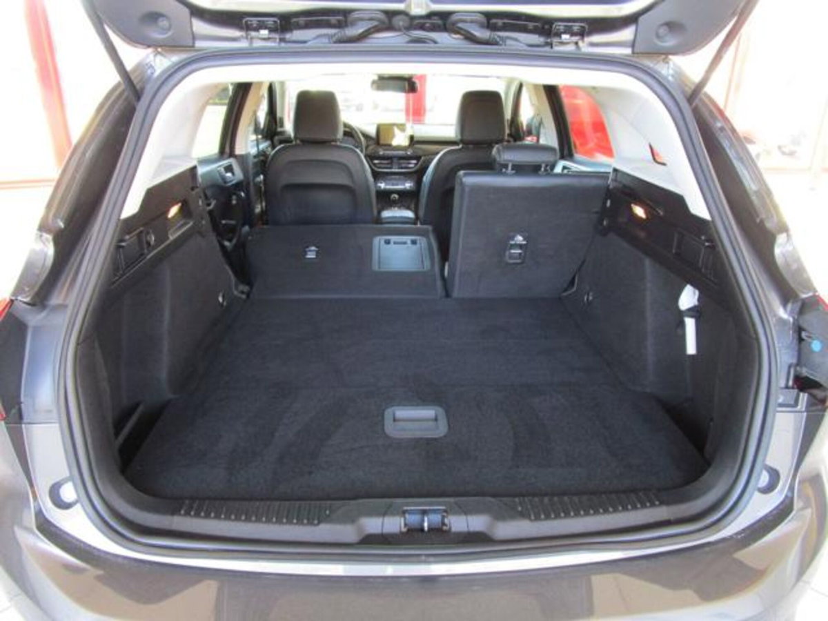 Ford Focus Station Wagon 1.0 EcoBoost 125 CV SW Vignale (11)