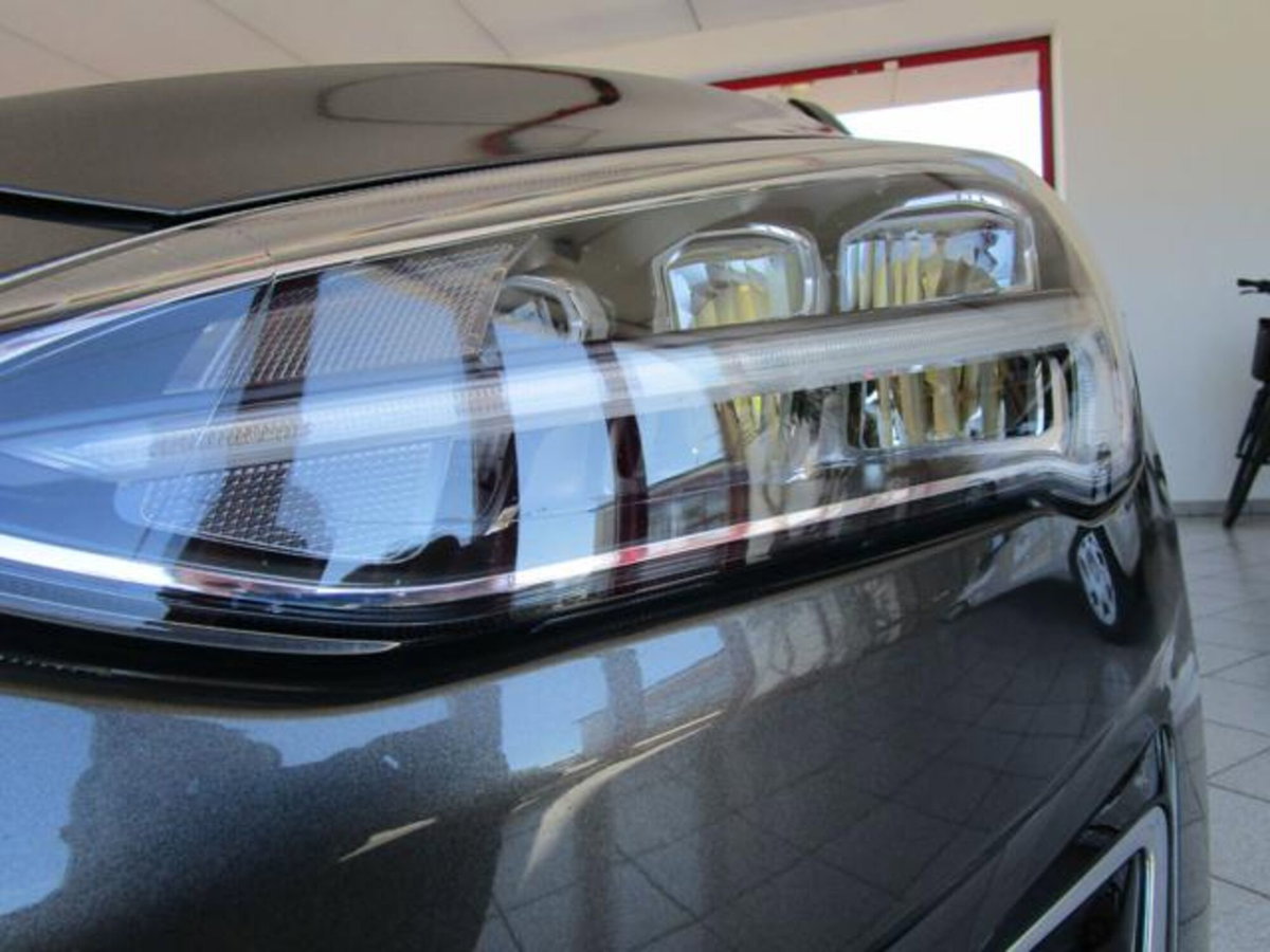 Ford Focus Station Wagon 1.0 EcoBoost 125 CV SW Vignale (13)