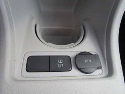 SEAT Mii 1.0 68 CV 5 porte Style Ecofuel (9)
