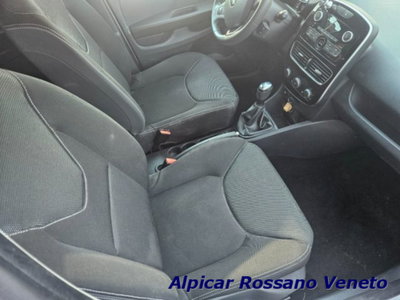 Renault Clio 1.2 75 CV 5 porte Duel (18)