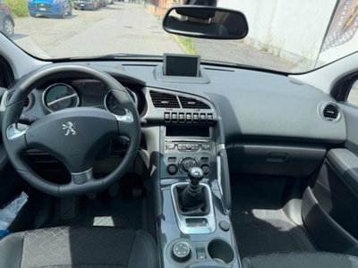 Peugeot 3008 1.6 HDi 115CV Allure (12)
