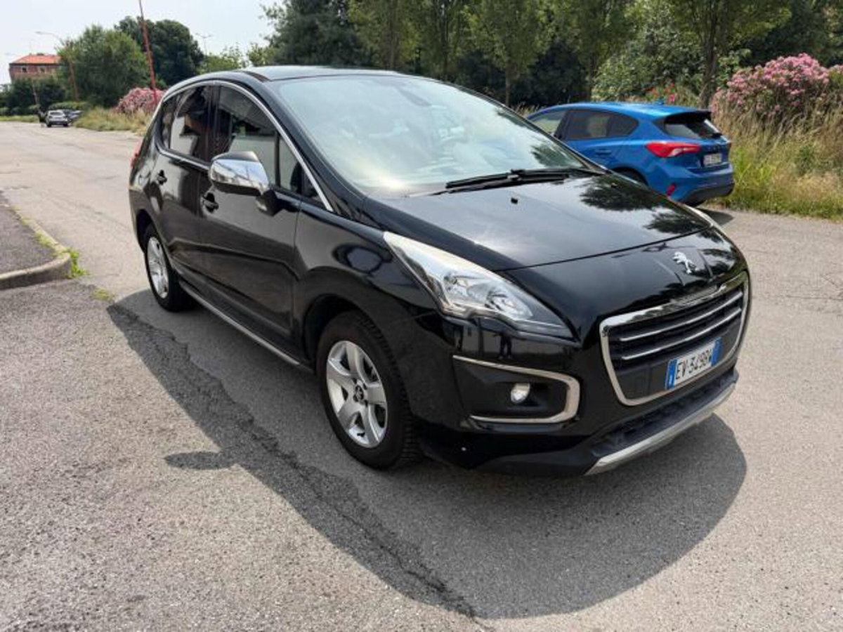 Peugeot 3008 1.6 HDi 115CV Allure (7)