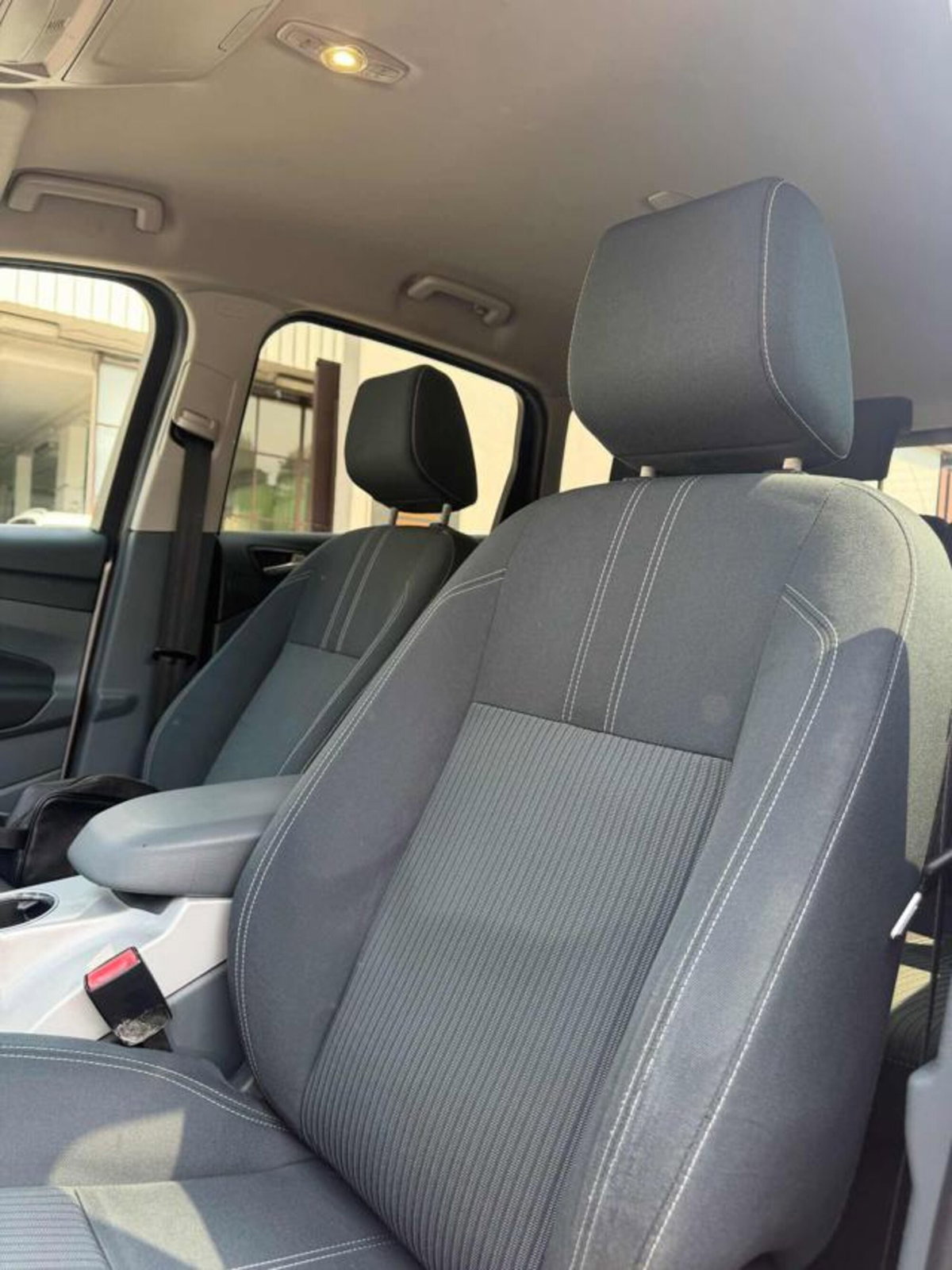 Ford C-Max 1.6 EcoBoost 150CV Titanium (10)