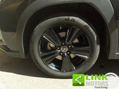 Lexus UX Hybrid Midnight (12)