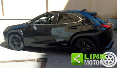 Lexus UX Hybrid Midnight (9)
