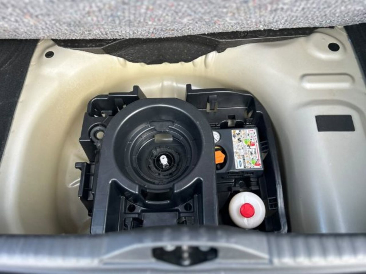 Citroen C3 PureTech 83 S&S Shine (18)
