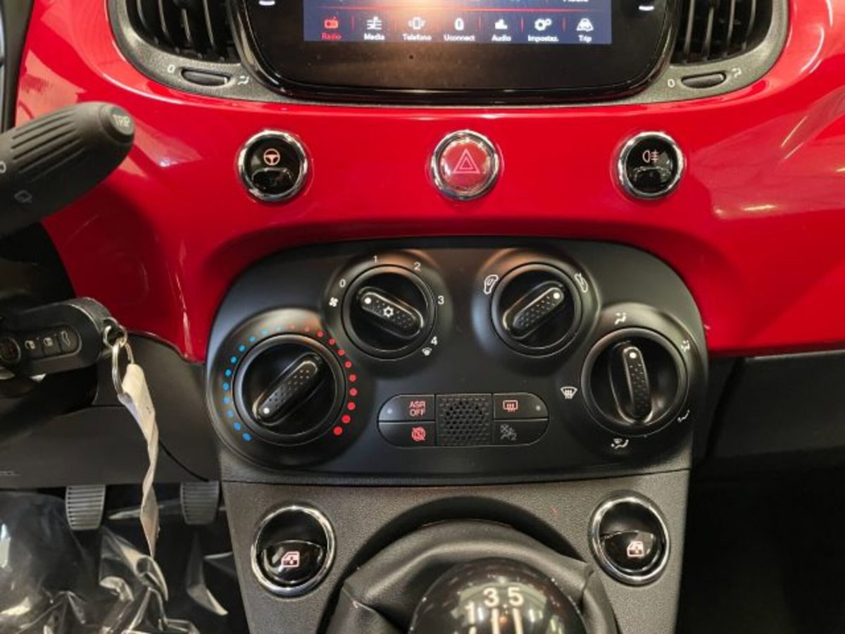 Fiat 500 1.0 Hybrid Red (11)
