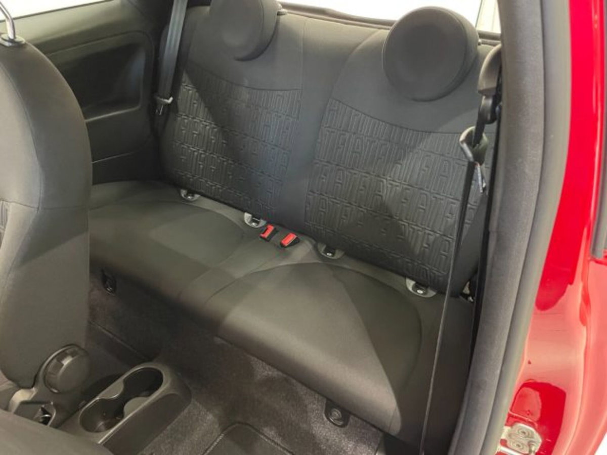 Fiat 500 1.0 Hybrid Red (7)