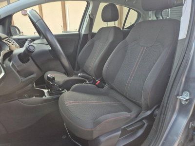 Opel Corsa 1.4 5 porte b-Color (6)