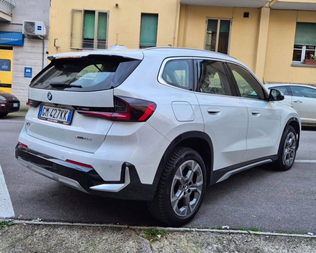BMW X1 sDrive 18d xLine (13)