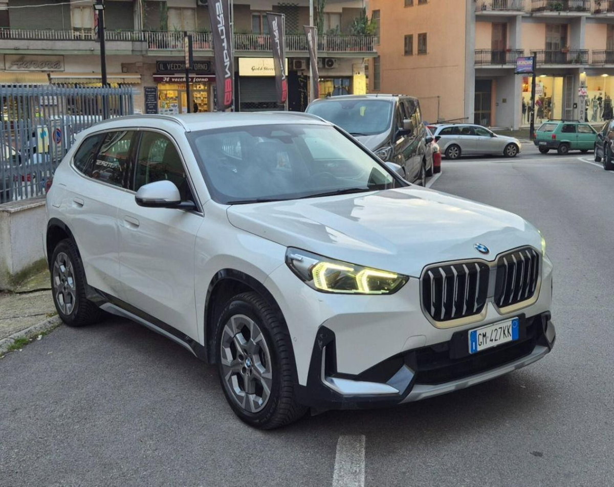BMW X1 sDrive 18d xLine (2)