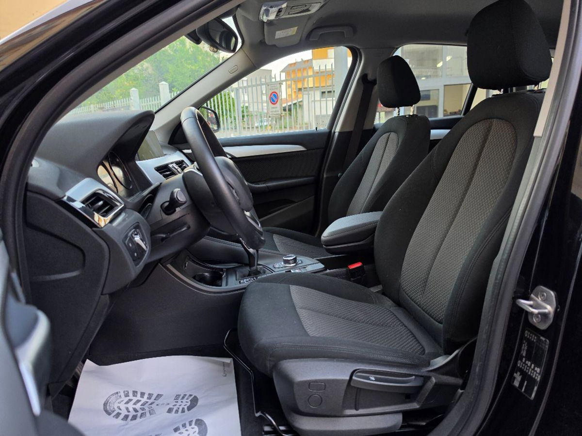 BMW X1 sDrive18d Advantage (17)