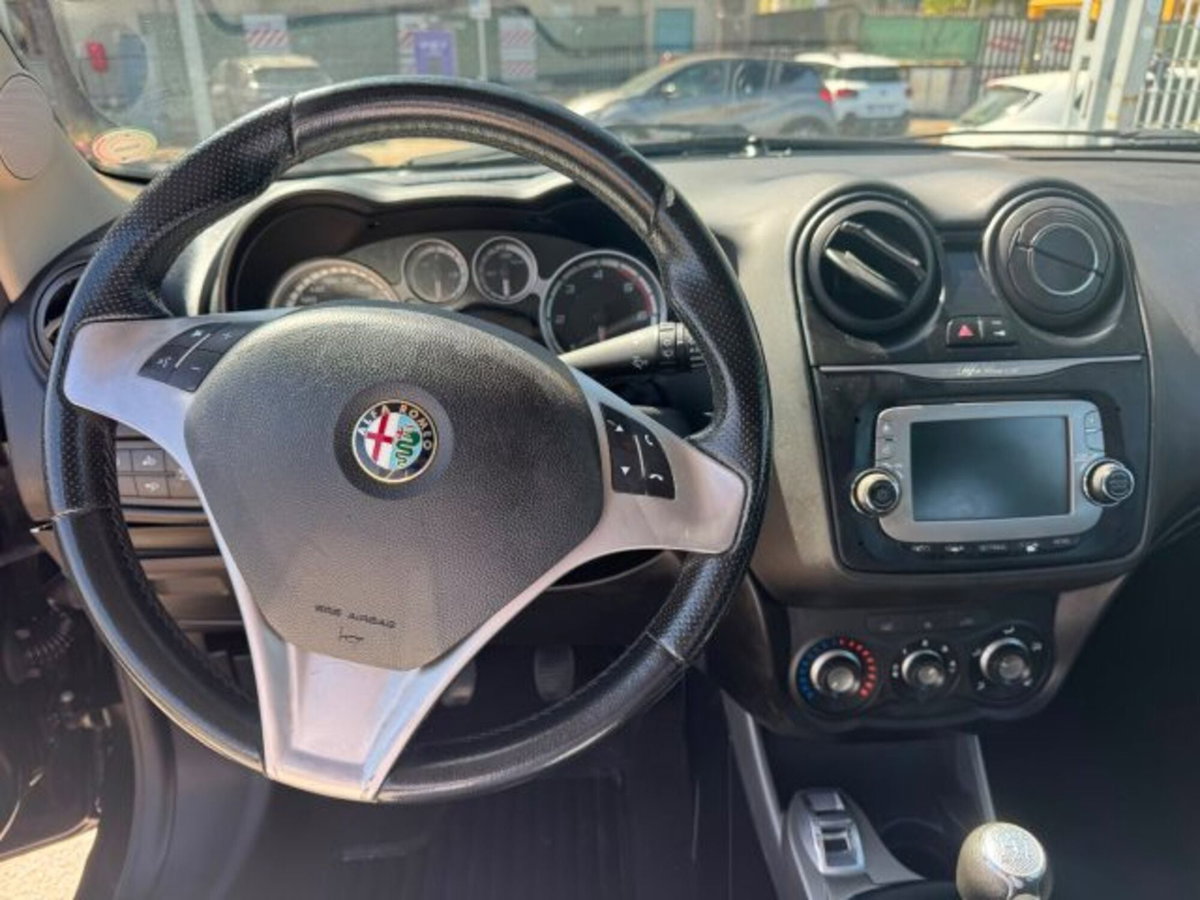 Alfa Romeo MiTo 1.3 JTDm 85 CV S&S Distinctive (9)