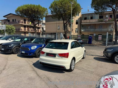 Audi A1 1.6 TDI 105 CV Ambition (10)